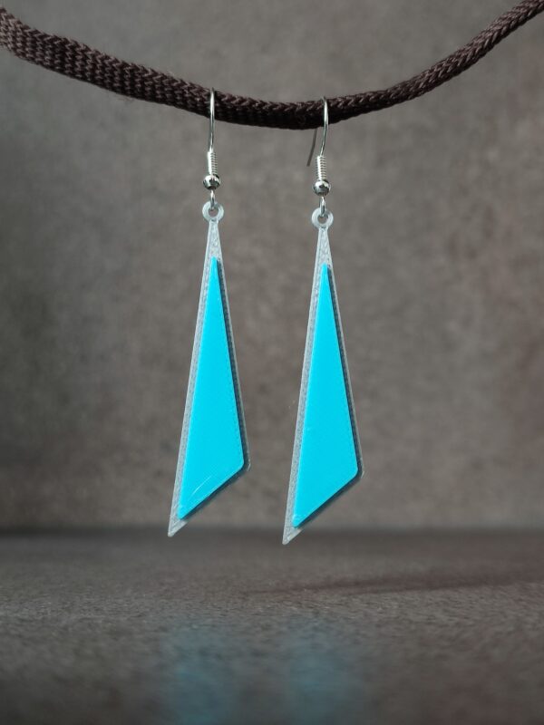 Contemporary Triangle Flow Contemporary Triangle Flow