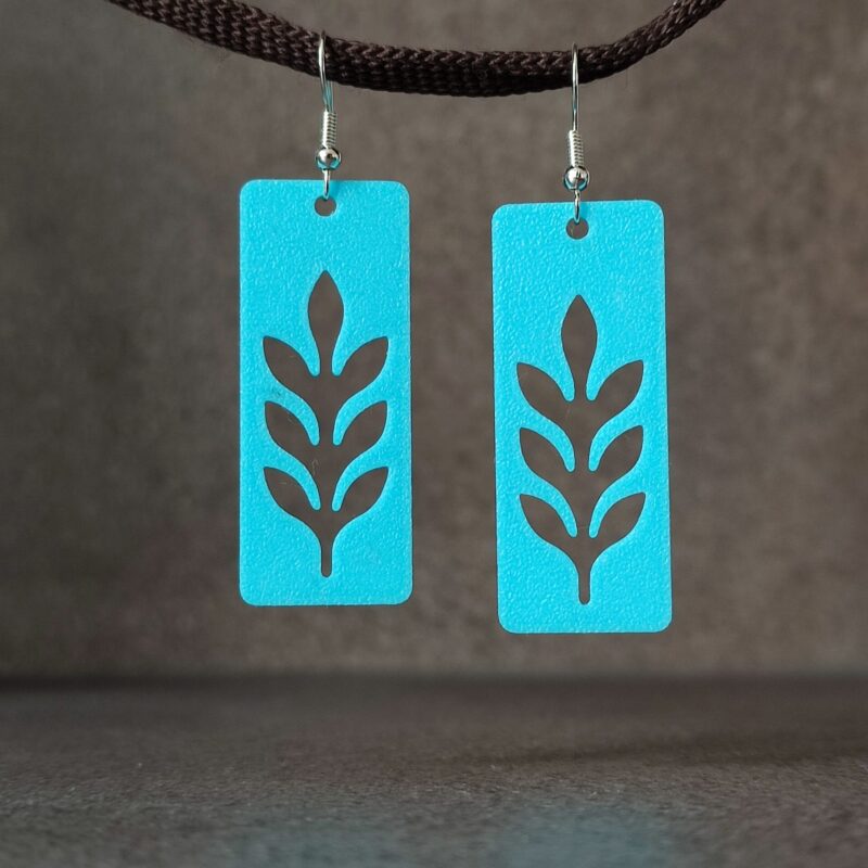 Elegant Leaf Design Earrings
